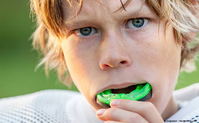 Sportgebissschutz gegen Verletzungen der Zähne und Kiefer
